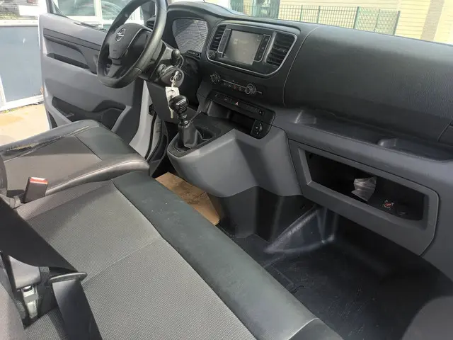 Opel Vivaro 1.5 CDTI L2H1 Edition 2021 Diesel 13