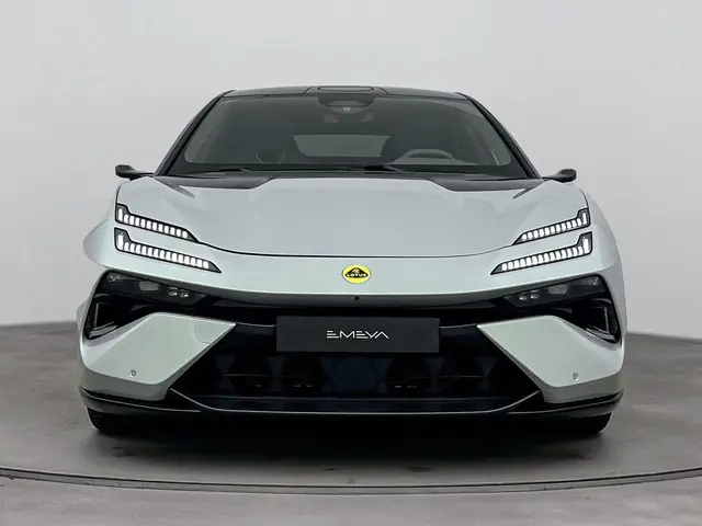 Lotus Emeya S 102kWh/613pk 2025 Elektrisch 3