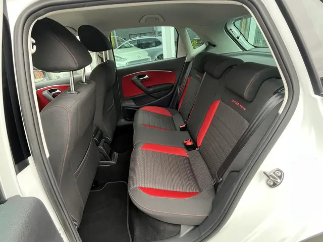 Volkswagen Polo 1.2 TSI Cross 2014 Benzine 5