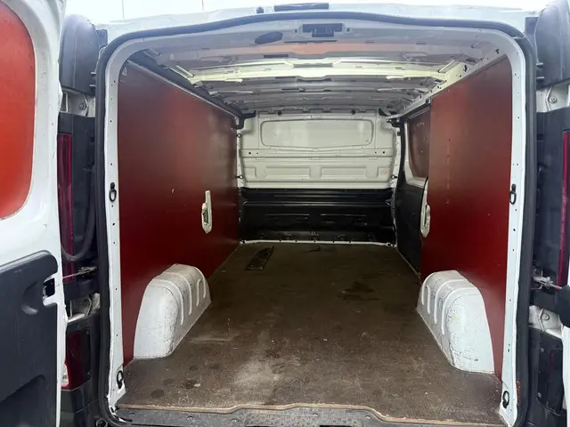 Opel Vivaro 1.6 CDTI L2H1 Edition 2015 Diesel 6