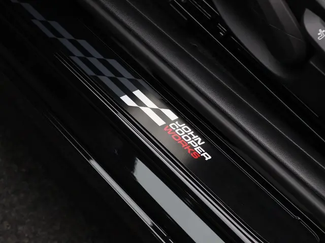 MINI 3-Deurs Cooper S 2024 Benzine 13