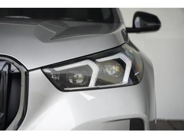 BMW X1 18i sDrive Aut. 2024 Benzine 59