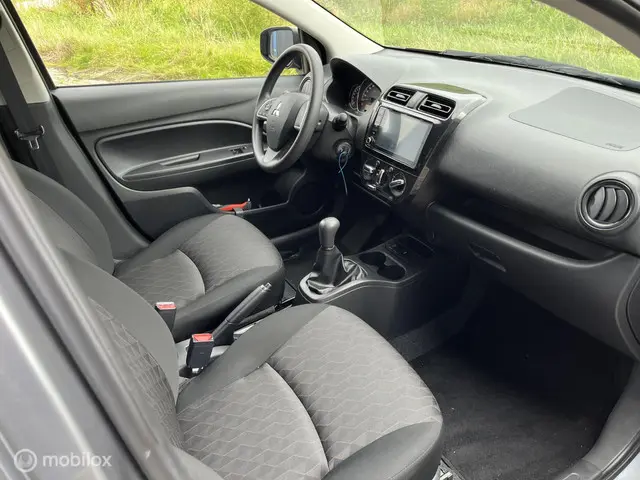 Mitsubishi Space Star 1.2 Connect+ 2023 Benzine 20