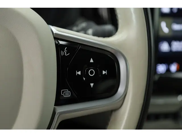 Volvo XC60 2.0 B4 Inscription 2021 Diesel 13