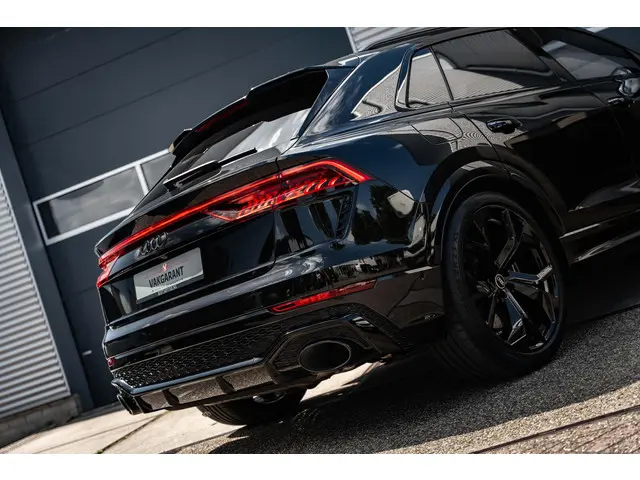 Audi Q8 4.0 TFSI RS Q8 quattro 2022 Benzine 21