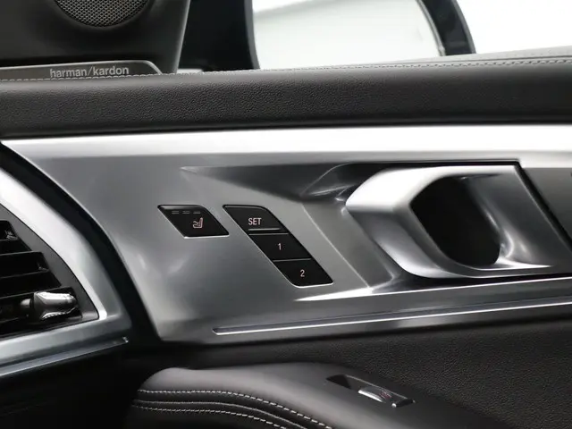 BMW XM PHEV 50e 2025 Hybride Benzine 30