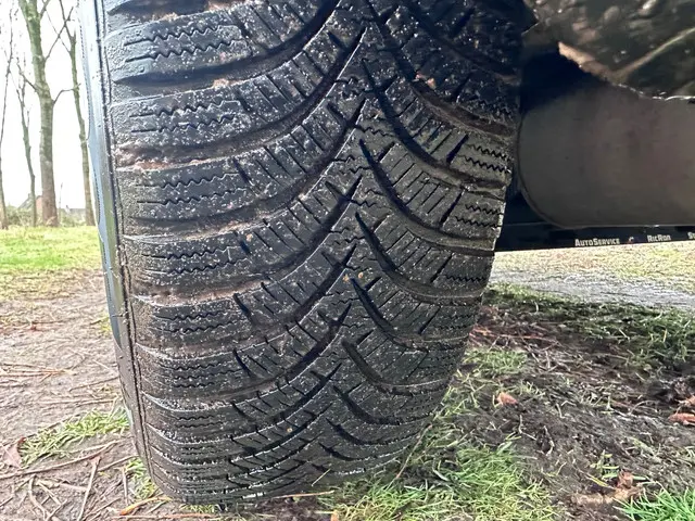 Renault Clio 1.2 16V apk t/m 13-02-2027 2014 Benzine 18