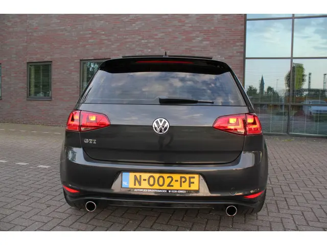 Volkswagen Golf 2.0 TSI GTI Performance 2014 Benzine 6