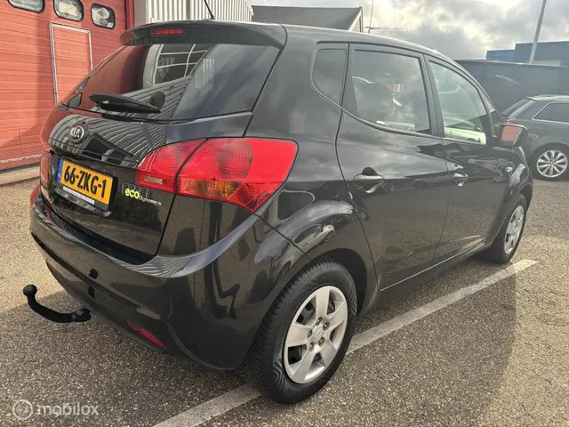 Kia Venga 1.4 CVVT Plus Pack 2013 Benzine 4