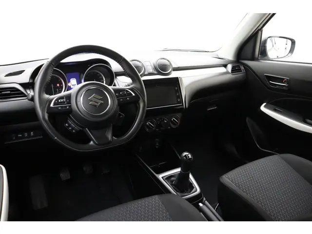 Suzuki Swift 1.2 Select Smart Hybrid 2024 Benzine 7