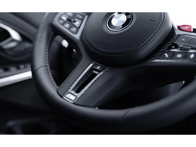 BMW M3 3-serie Touring xDrive Competition 2024 Benzine 84