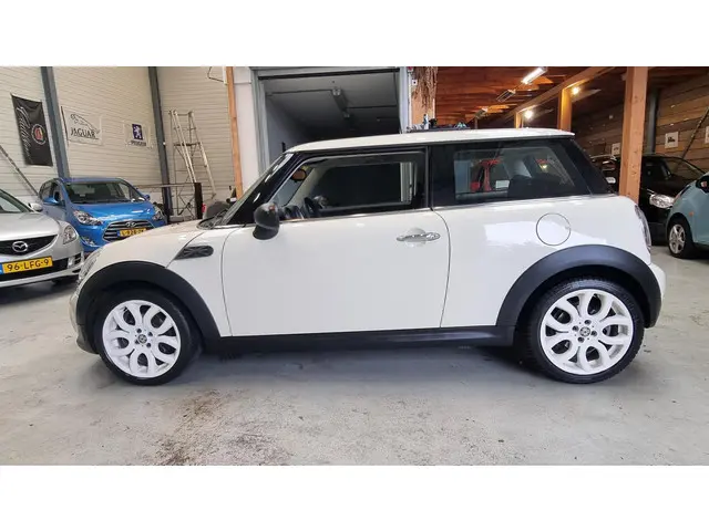 MINI One Mini 1.6 Salt 2014 Benzine 9