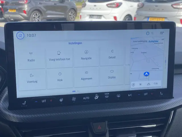 Ford Kuga 2.5 PHEV ST-Line X 2024 Hybride Benzine 46