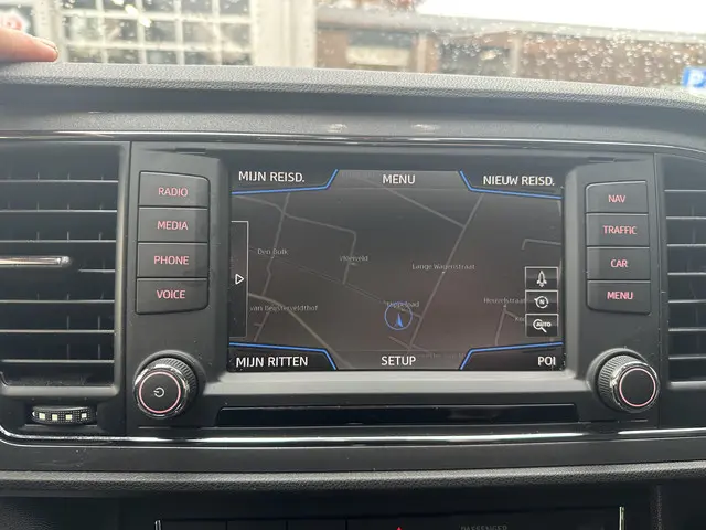 SEAT Leon ST 1.4 EcoTSI FR Connect 2015 Benzine 27