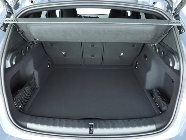 BMW X1 xDrive25e 2025 Hybride Benzine 9