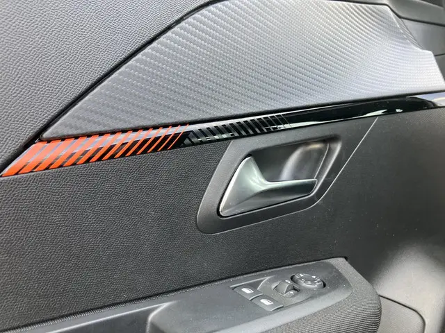 Peugeot 208 1.2 PureTech Active 2022 Benzine 33