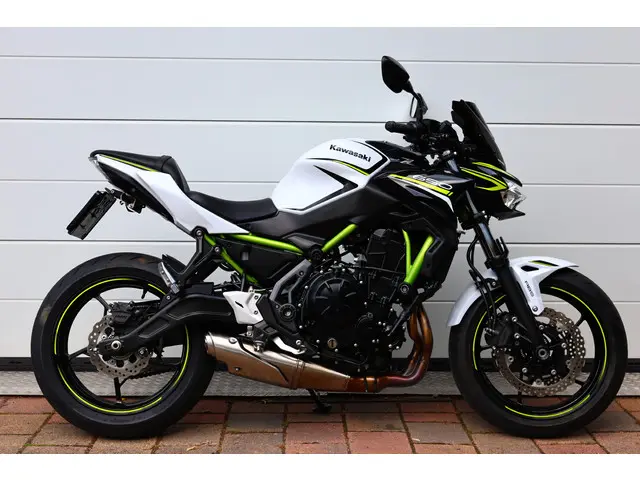 Kawasaki Z650 ABS 50kw 2020 Benzine 1