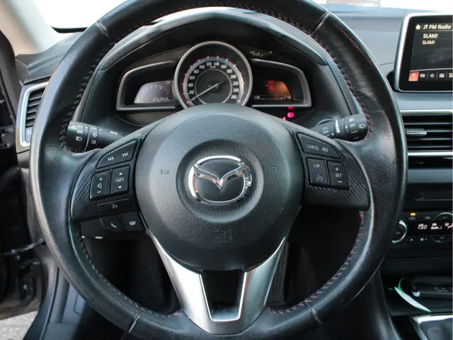 Mazda 3 2.0 Skylease 2016 Benzine 16