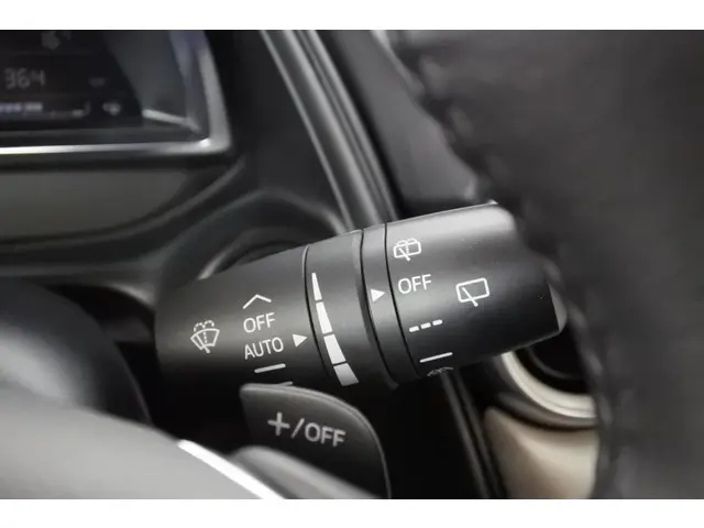 Mazda CX-3 2.0 121pk Automaat Luxury 2020 Benzine 24