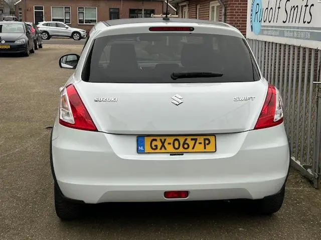 Suzuki Swift 1.2 Exclusive EASSS 2015 Benzine 4