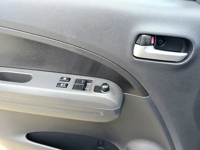 Opel Agila 1.2 Edition 2013 Benzine 17