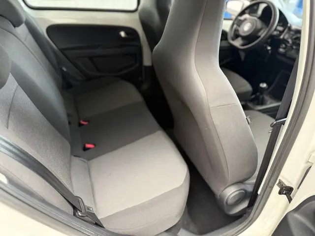 Volkswagen up! 1.0 move up! BlueMotion 2013 Benzine 9