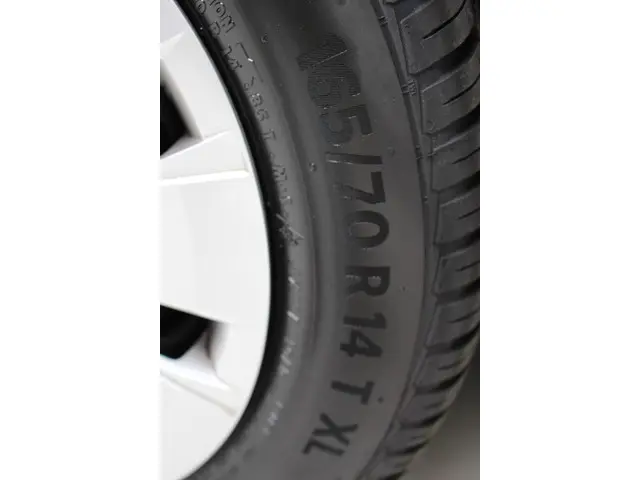Volkswagen up! 1.0 2022 Benzine 10