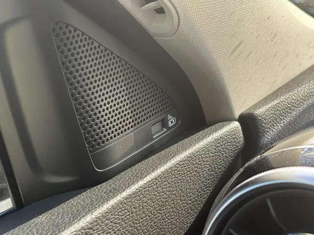 MG EHS 1.5 TGDI Luxury 2023 Hybride Benzine 33