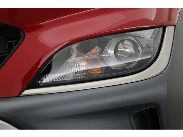 Hyundai Kona 1.6 GDI HEV Fashion 2022 Hybride Benzine 33