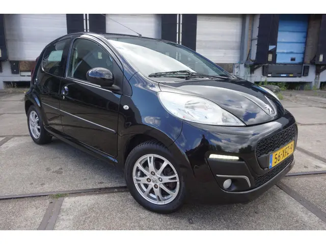 Peugeot 107 1.0 Active * Airco * LM Velgen * 2012 Benzine 16
