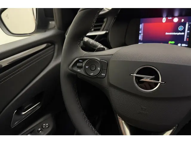 Opel Corsa 1.2 Turbo Hybrid GS 2024 Hybride Benzine 18