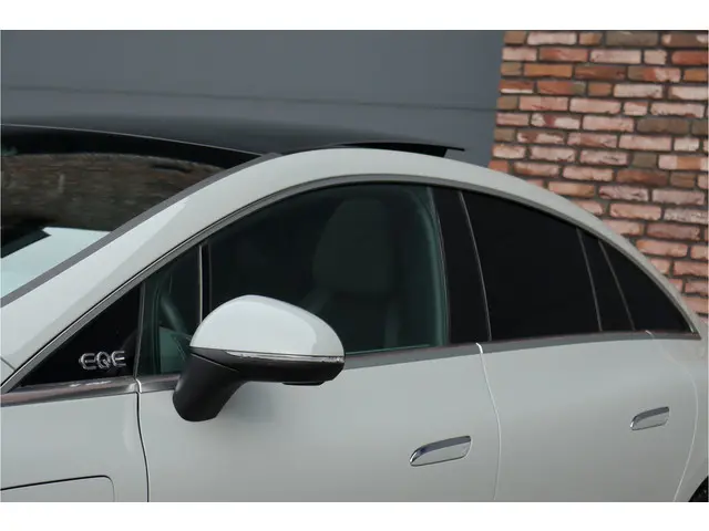Mercedes-Benz EQE 300 AMG Line 89 kWh | 2023 Elektrisch 19