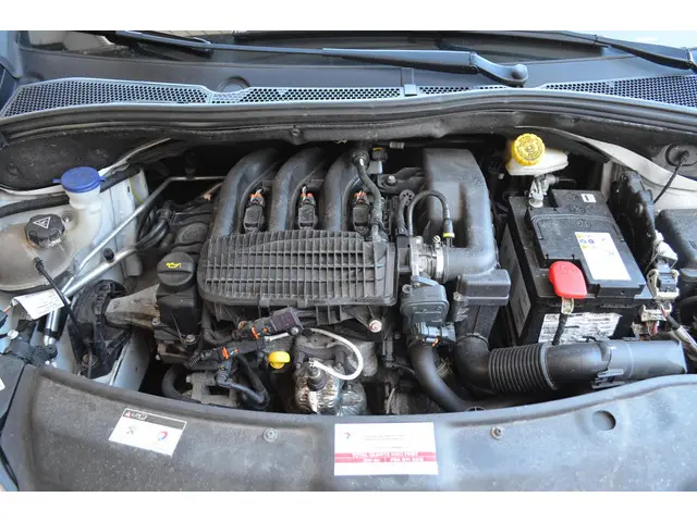 Peugeot 208 1.2 PureTech Blue Lion 2016 Benzine 41