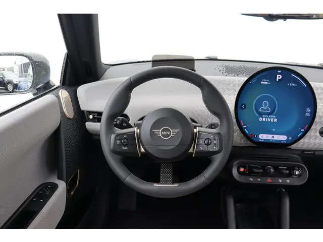 MINI 3-Deurs Cooper E | Favoured L 2025 Elektrisch 14