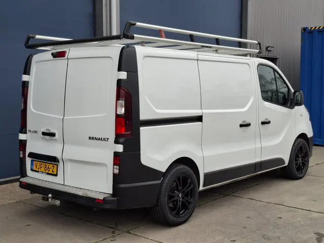 Renault Trafic 2.0 dCi 145 T27 L1H1 Comfort 2021 Diesel 5