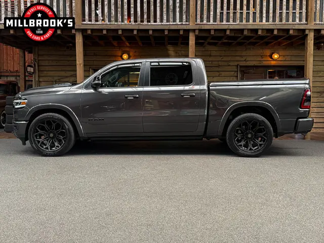 Dodge Ram 1500 5.7 V8 Limited 2023 LPG/Gas 4