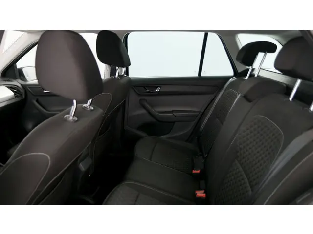 Škoda Fabia Combi 1.0 TSI 95pk Drive 2018 Benzine 37