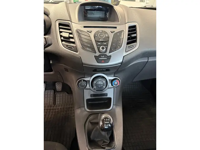 Ford Fiesta 1.25 2016 Benzine 8