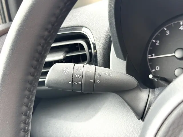 Toyota Yaris 1.5 VVT-i Active 2023 Benzine 25