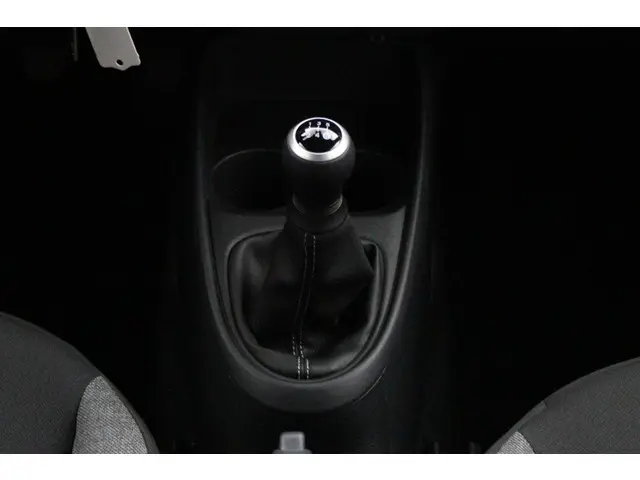 Toyota Aygo X 1.0 VVT-i MT Play 2025 Benzine 16