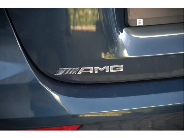 Mercedes-Benz A-Klasse AMG 35 4MATIC 2022 Benzine 26
