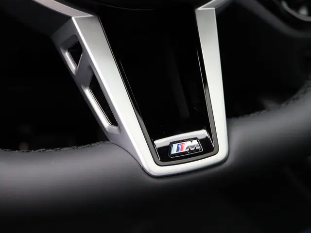 BMW 3 Serie Touring 320i 2025 Benzine 17