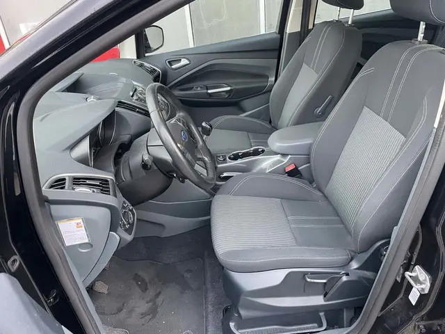 Ford C-MAX 1.0 Titanium / trekhaak / navigatie 2014 Benzine 5