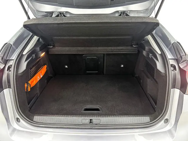 Citroën C4 1.2 Puretech Shine 2023 Benzine 26