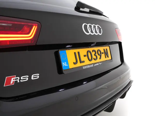 Audi RS6 Avant 4.0 TFSI Quattro 2015 Benzine 28