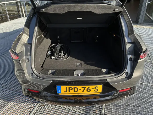 Alfa Romeo Tonale 1.3T PHEV Ti 2024 Hybride Benzine 9