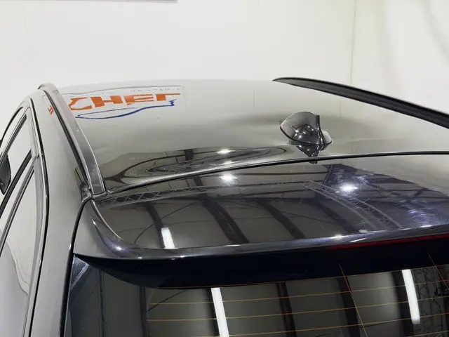 BMW 3 Serie Touring 318i M Sport Aut8 2019 Benzine 9