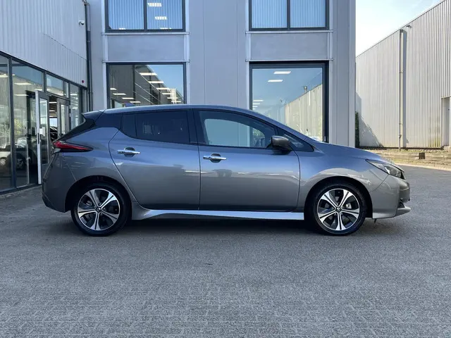 Nissan Leaf Tekna 40 kWh 2022 Elektrisch 3
