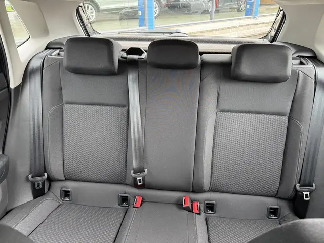 Volkswagen Polo 1.0 TSI Comfortline 2019 Benzine 28