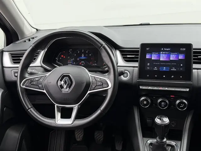 Renault Captur 1.3 140 techno 2023 Benzine 8